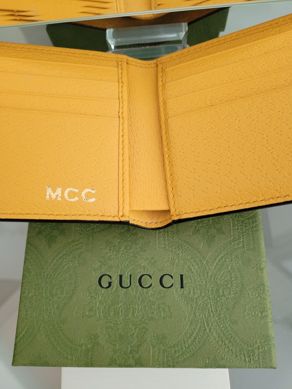 Gucci Neo Vintage GG Supreme Bi-Fold Wallet in Brown & Beige - Picture 6 of 9
